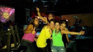 bares de