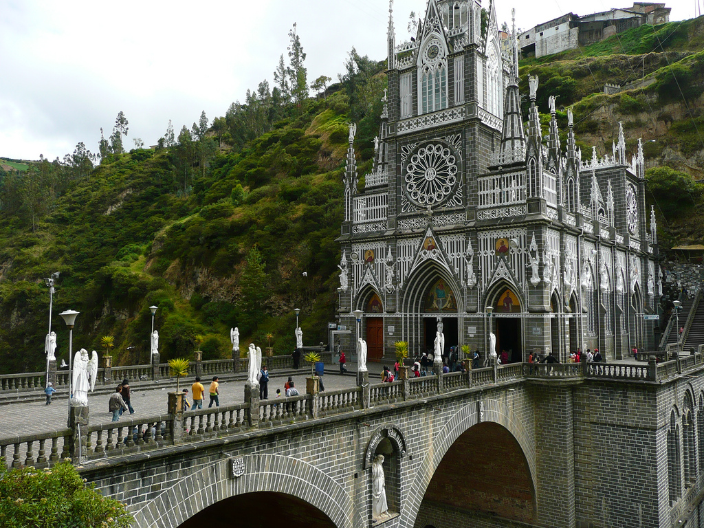 Santuario de las Lajas: descubre la Iglesia en el abismo - Viajar por  Colombia