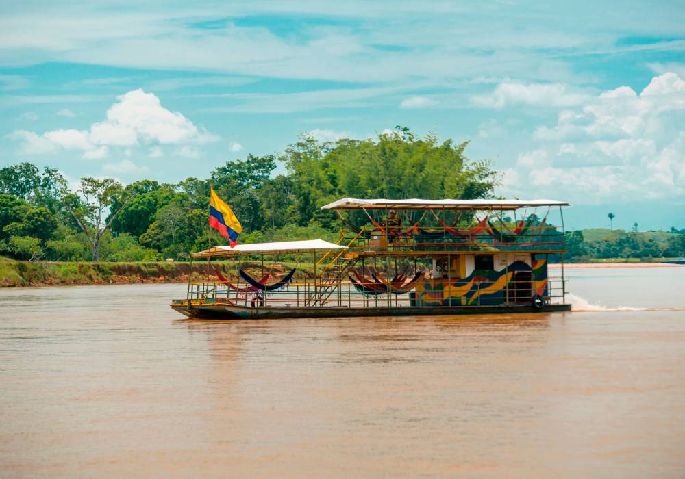 Ferry MarcoPolo, crucero fluvial ecológico.