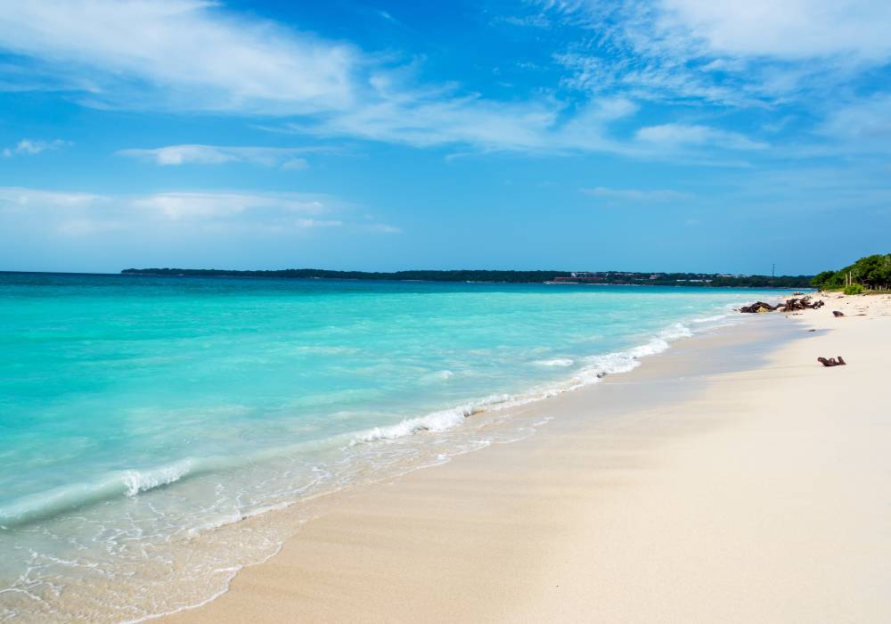 Playa Blanca, cerca a Cartagena, Colombia.