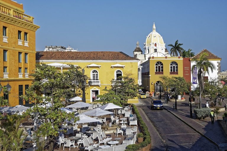 3 planes para complementar una cena romántica en Cartagena