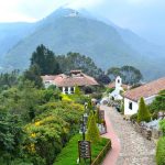 BOG-cerro-de-monserrate-symbole-de-bogota-2_1-1024×512