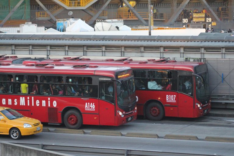 4 medidas de seguridad para tu viaje en bus por Colombia