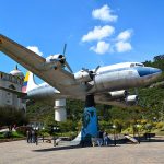AVION_DE_AVIANCA_EN_QUE_VOLABA_EL_CAP._JAIME_DUQUE,_en_el_Parque_Jaime_Duque,_en_Tocancipá,_Cund