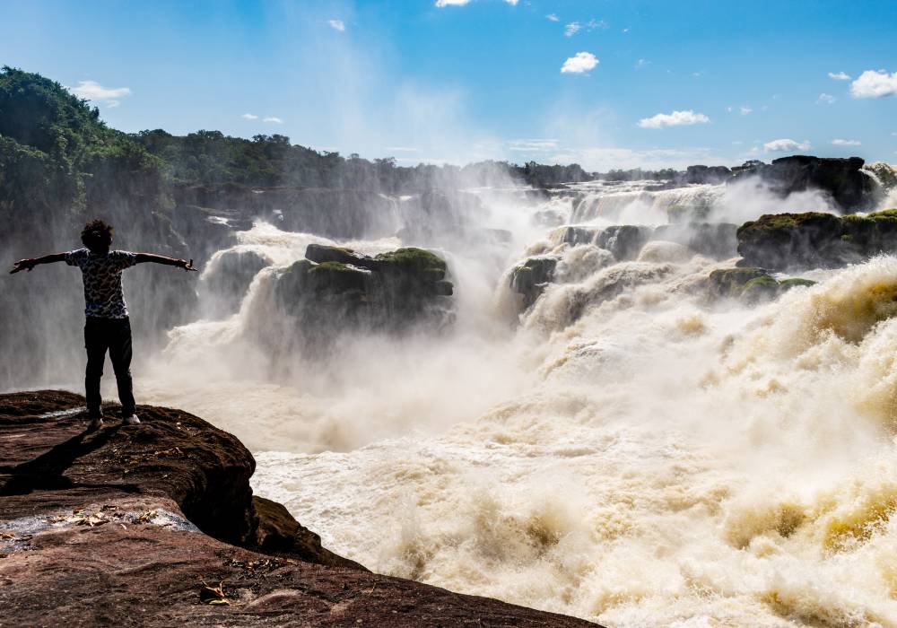 Raudal Jirijirimo: no te pierdas esta cascada en la selva tropical del Amazonas