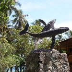 Escultura_ballenas_parque_Isla_Gorgona