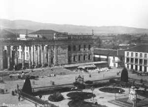 Plaza de Bolívar