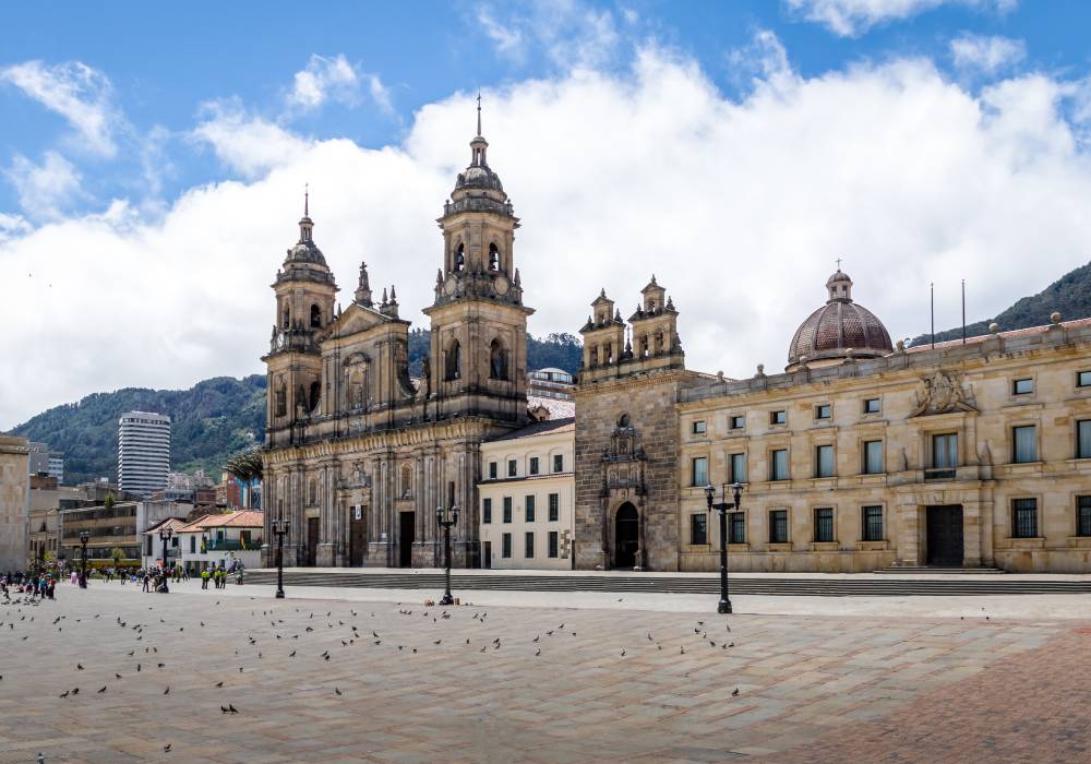 Plaza de Bolívar: conoce la historia y atractivos de este famoso espacio en Bogotá