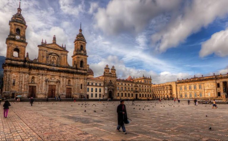 Plaza de Bolívar: conoce la historia y atractivos de este famoso espacio en Bogotá